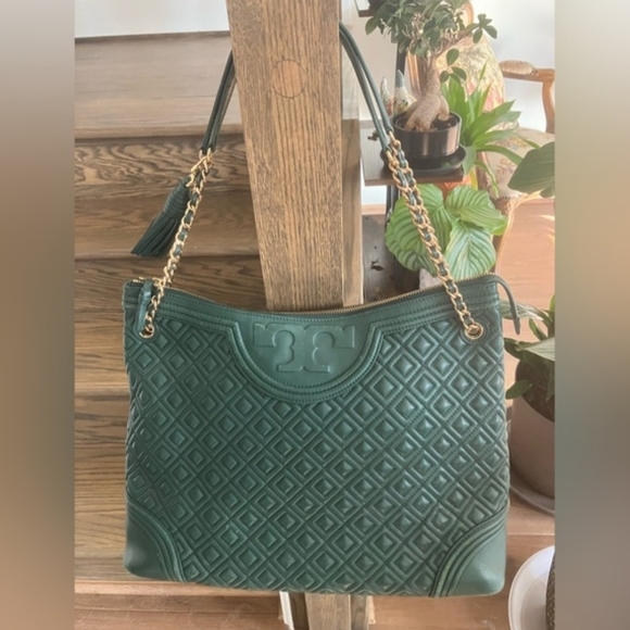 Tory Burch Green Quilted Shoulder Bag - Picture 2 of 6